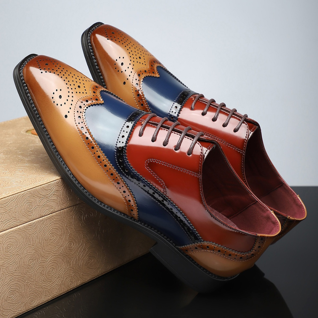 Pair of Reginald wingtip brogues in Tan Multi