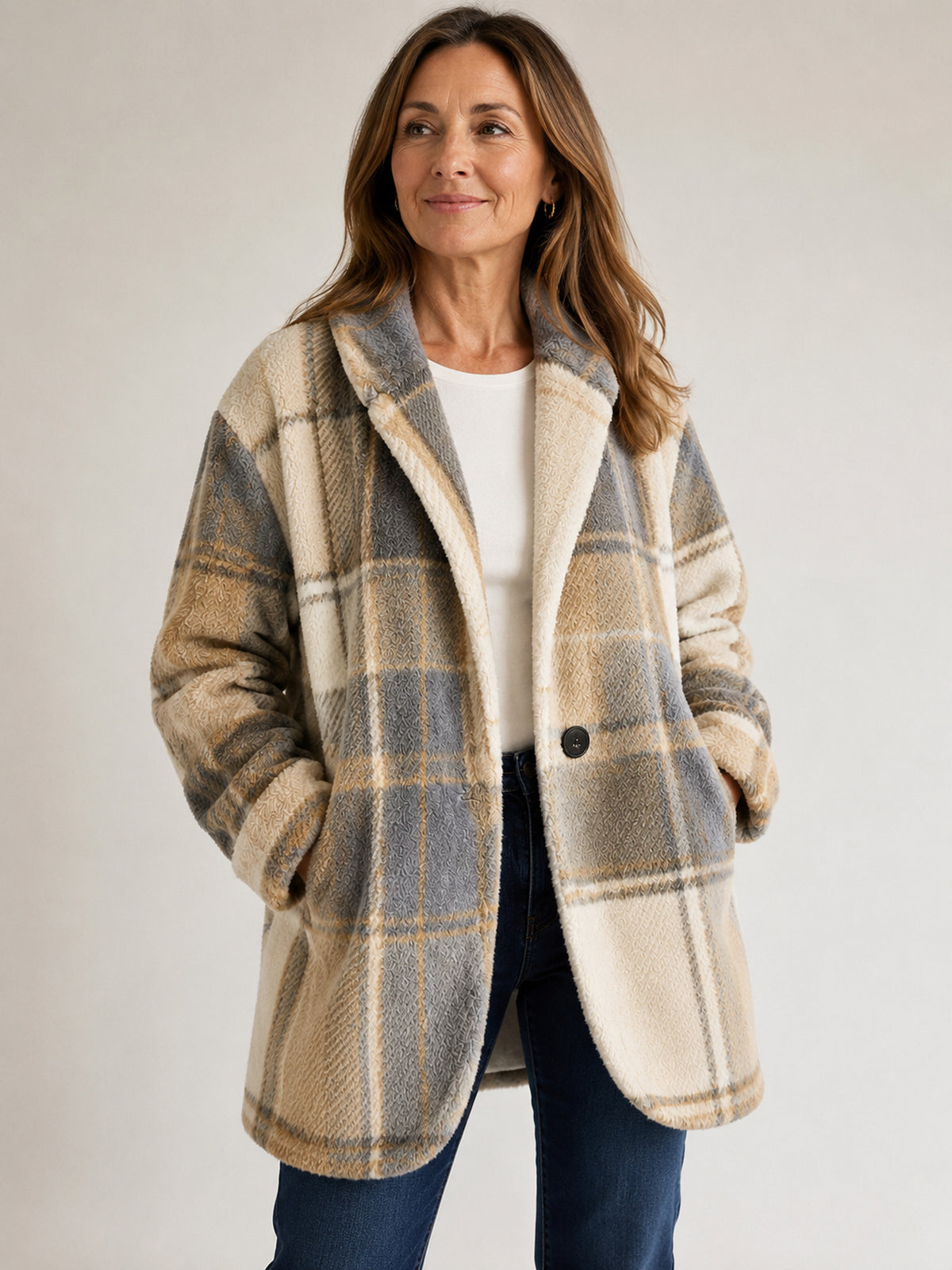 Rosalie plaid fleece jacket in Cream Plaid on a 40+ model